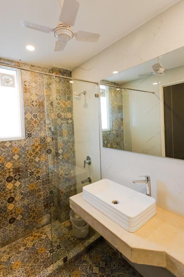 Mayur By Roomsinc Delhi New Delhi Exterior photo